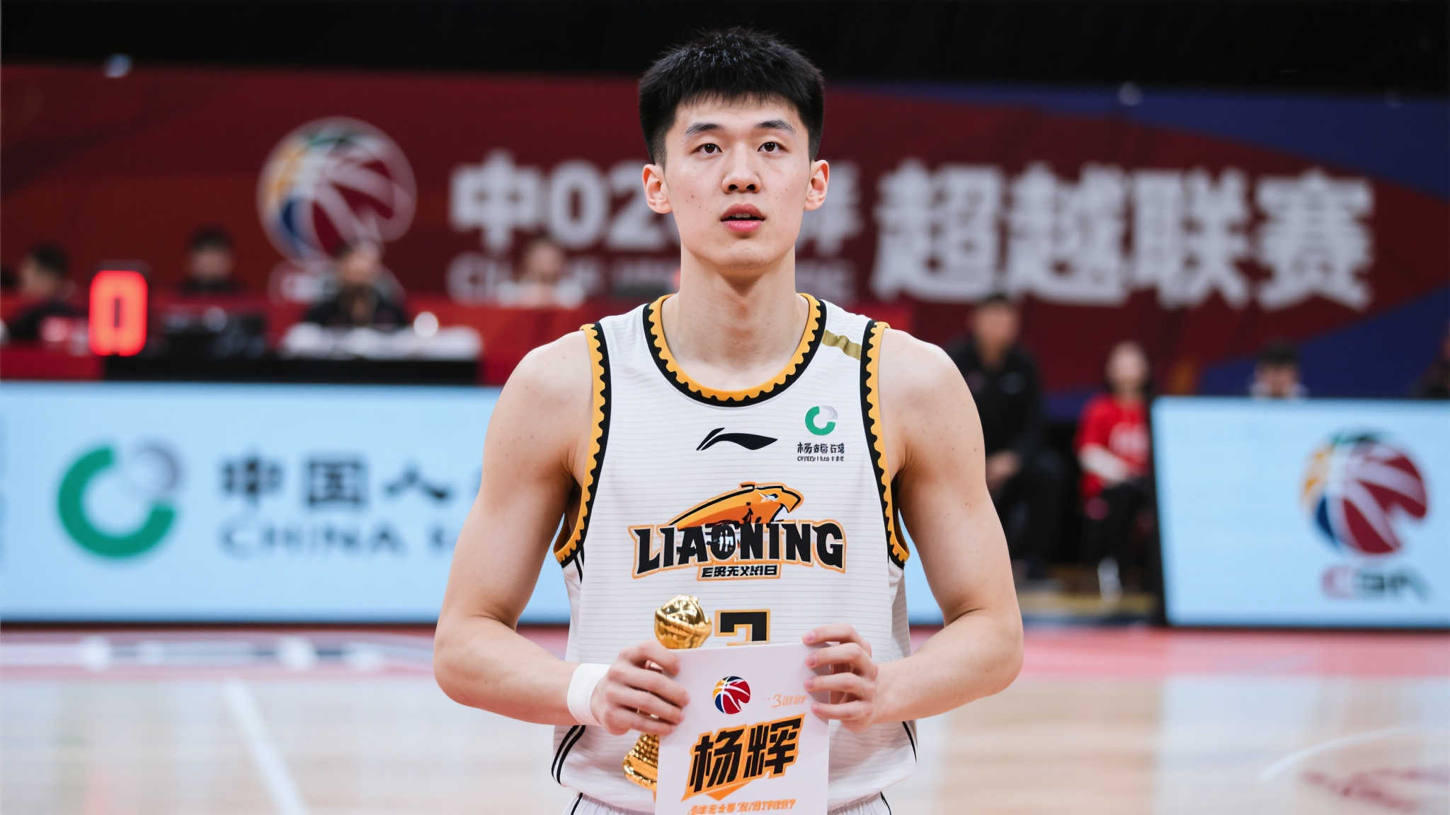 尤其对于杨曦皓而言，他早已显现了超越平凡之处——不